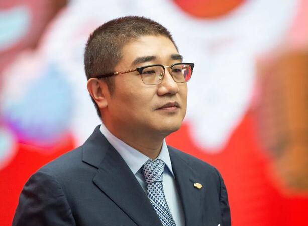 徐雷出任京东集团CEO，刘强东仍掌控大局